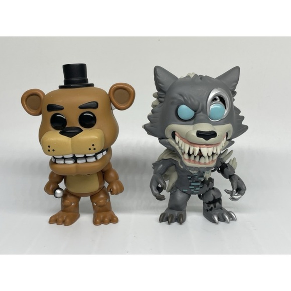 Funko Pop Five Nights at Freddys FNAF Freddy Fazbear 106 and Twisted Wolf 16‎